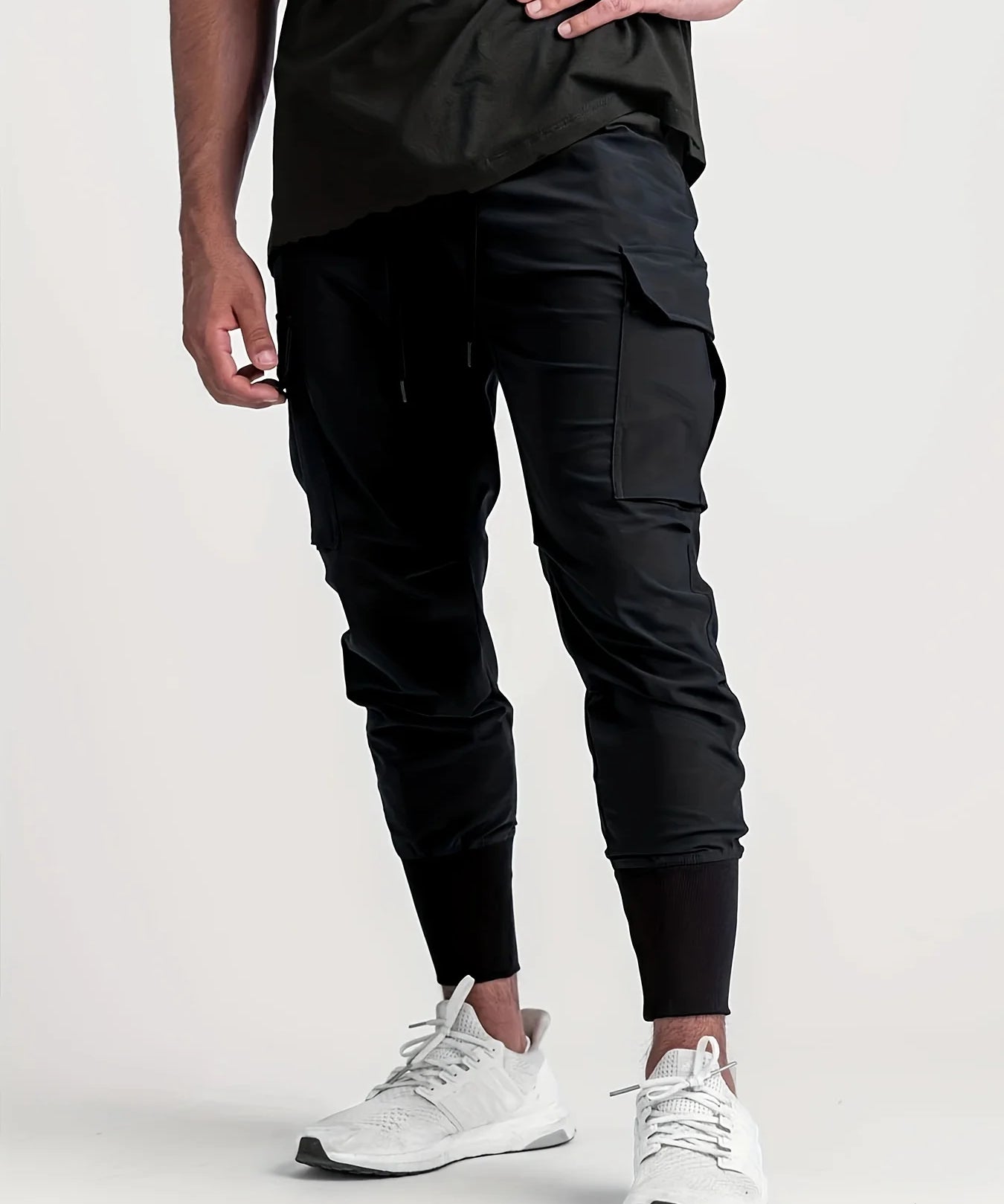 Swift™️ - Lightweight Quick-Dry Cropped Fitness Pants with Multi-Pockets for Men